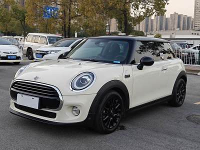 2018年9月 MINI COUNTRYMAN 1.5T COOPER 經(jīng)典派圖片