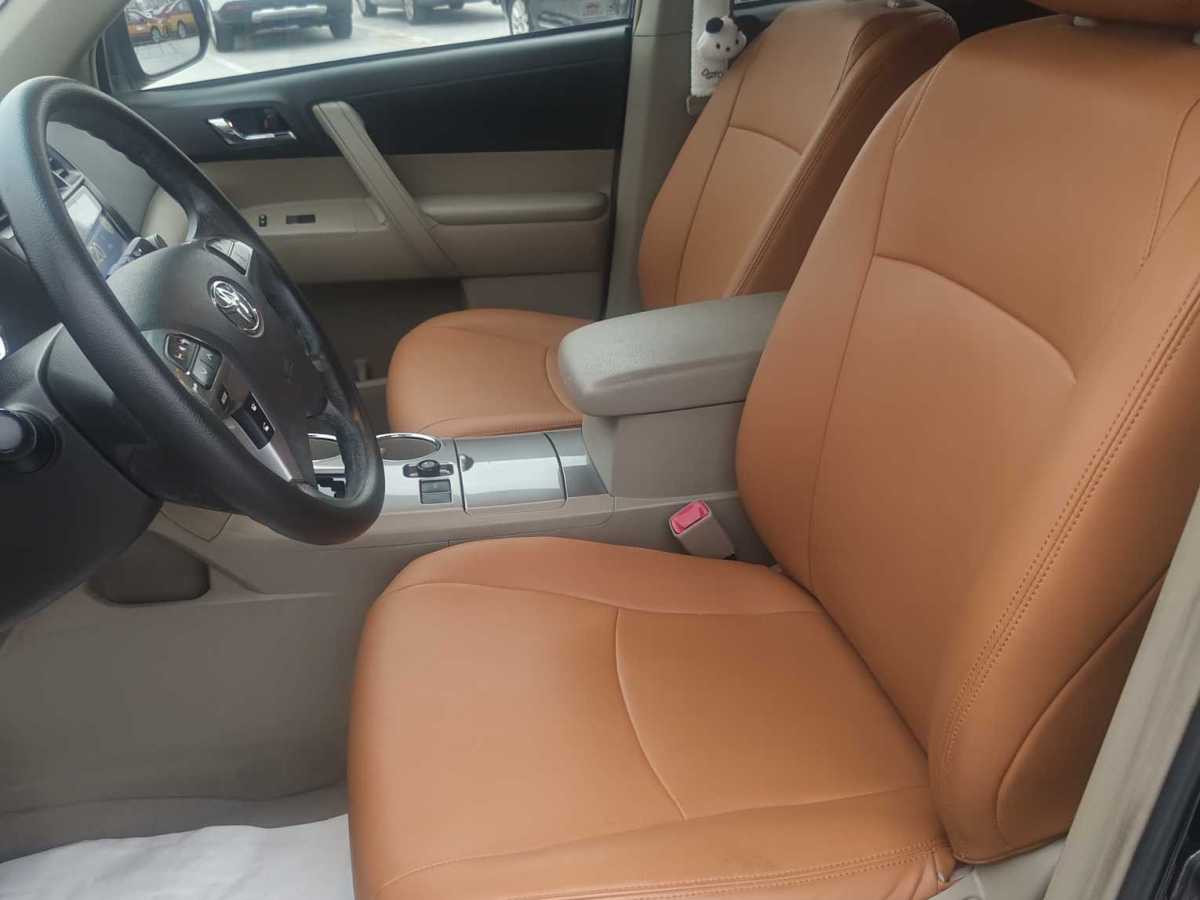 豐田 漢蘭達(dá)  2012款 2.7L 兩驅(qū)5座精英版圖片