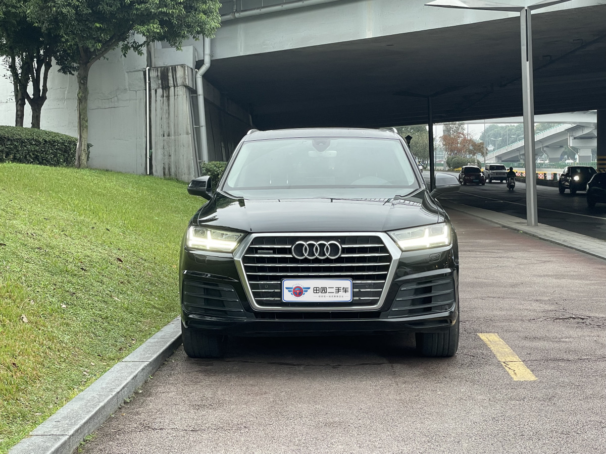 奧迪 奧迪Q7  2016款 40 TFSI S line運(yùn)動(dòng)型圖片