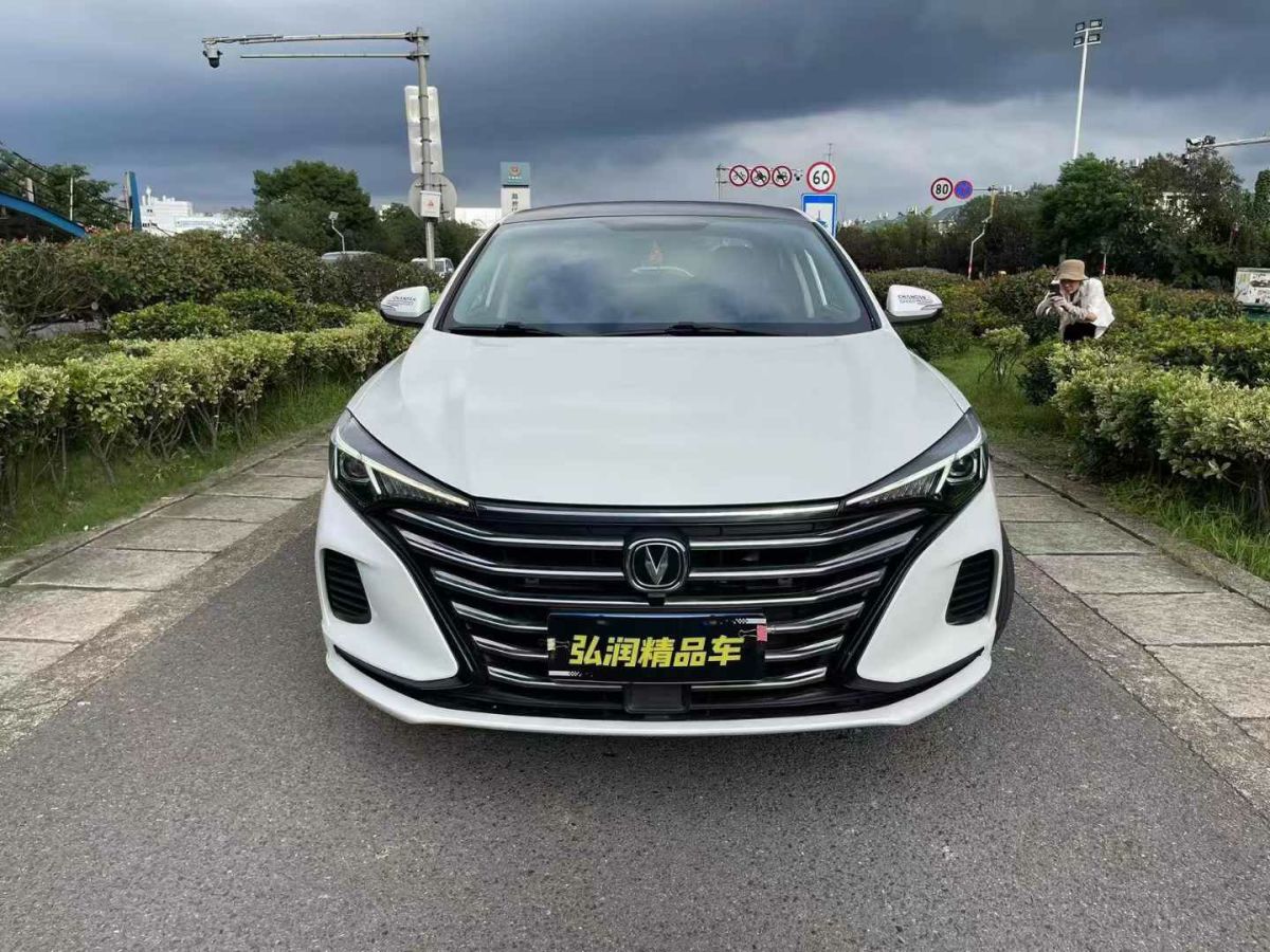 長(zhǎng)安 逸動(dòng)  2022款 PLUS 1.6L GDI 手動(dòng)精英型圖片