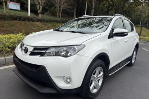 RAV4 豐田 榮放 2.0L CVT兩驅(qū)都市版