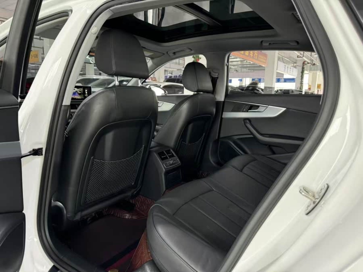 奧迪 奧迪A4L  2019款 40 TFSI 運(yùn)動(dòng)型 國(guó)V圖片