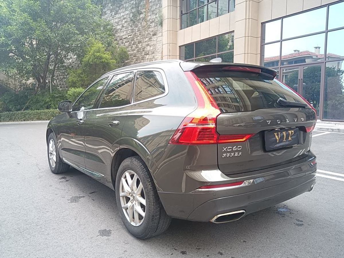 沃爾沃 XC60  2020款 T5 四驅智逸豪華版圖片