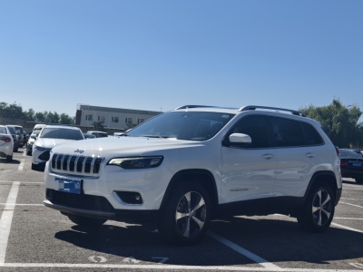 2022年3月 Jeep 自由光 2.0T 四驱豪华版图片