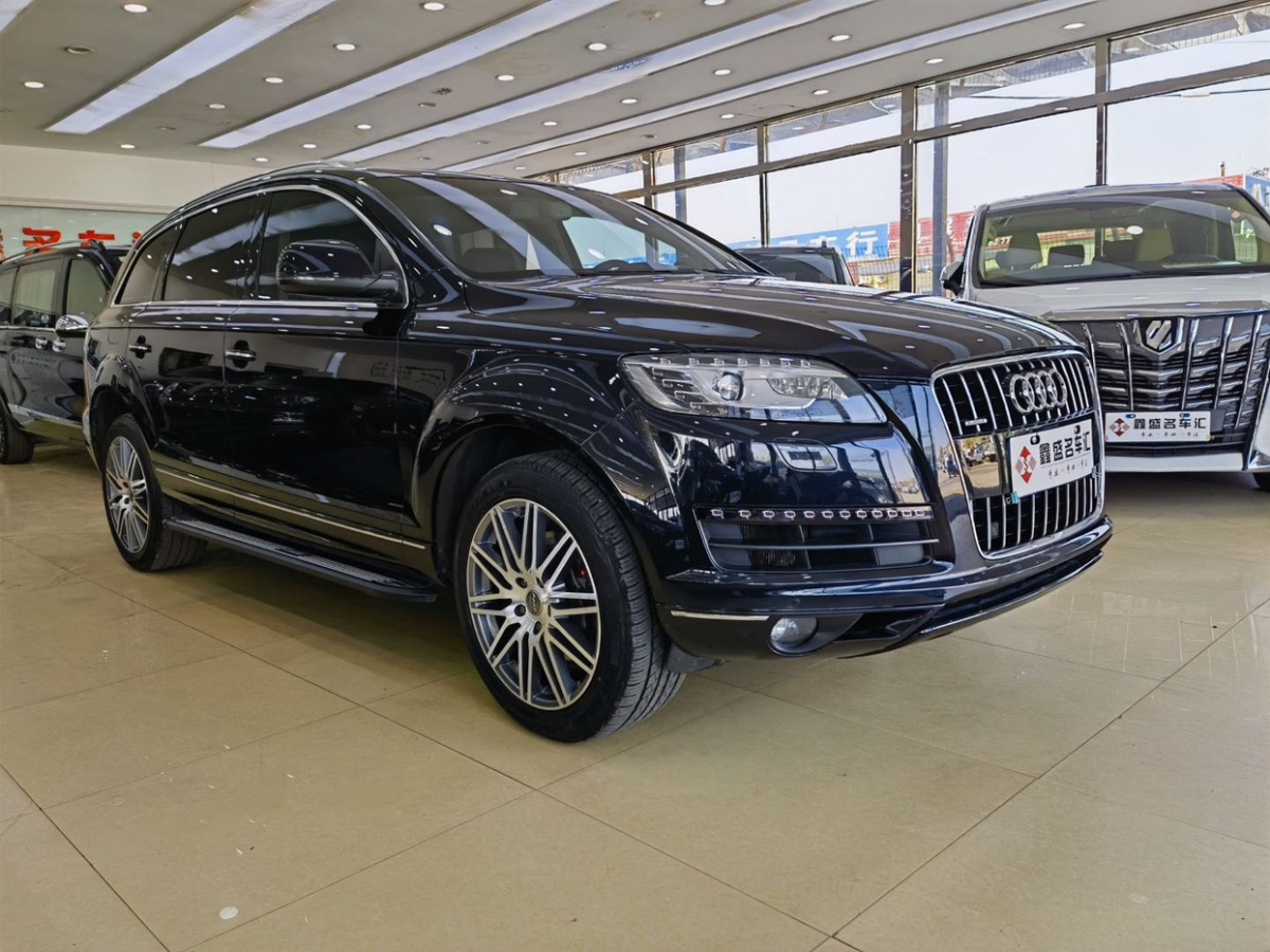 奧迪 奧迪Q7  2013款 35 TFSI 進(jìn)取型圖片