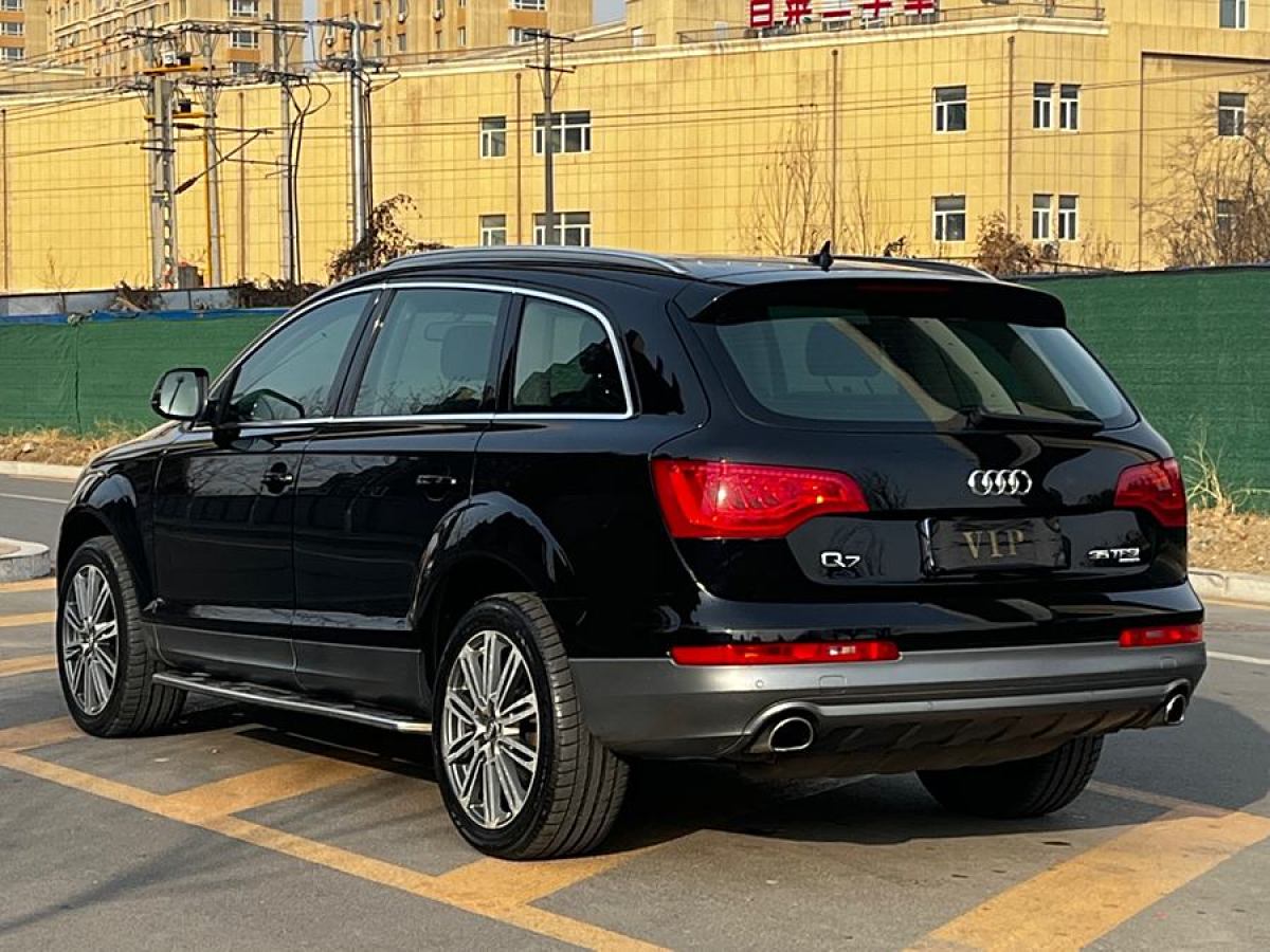 奧迪 奧迪Q7  2014款 35 TFSI 進取型圖片