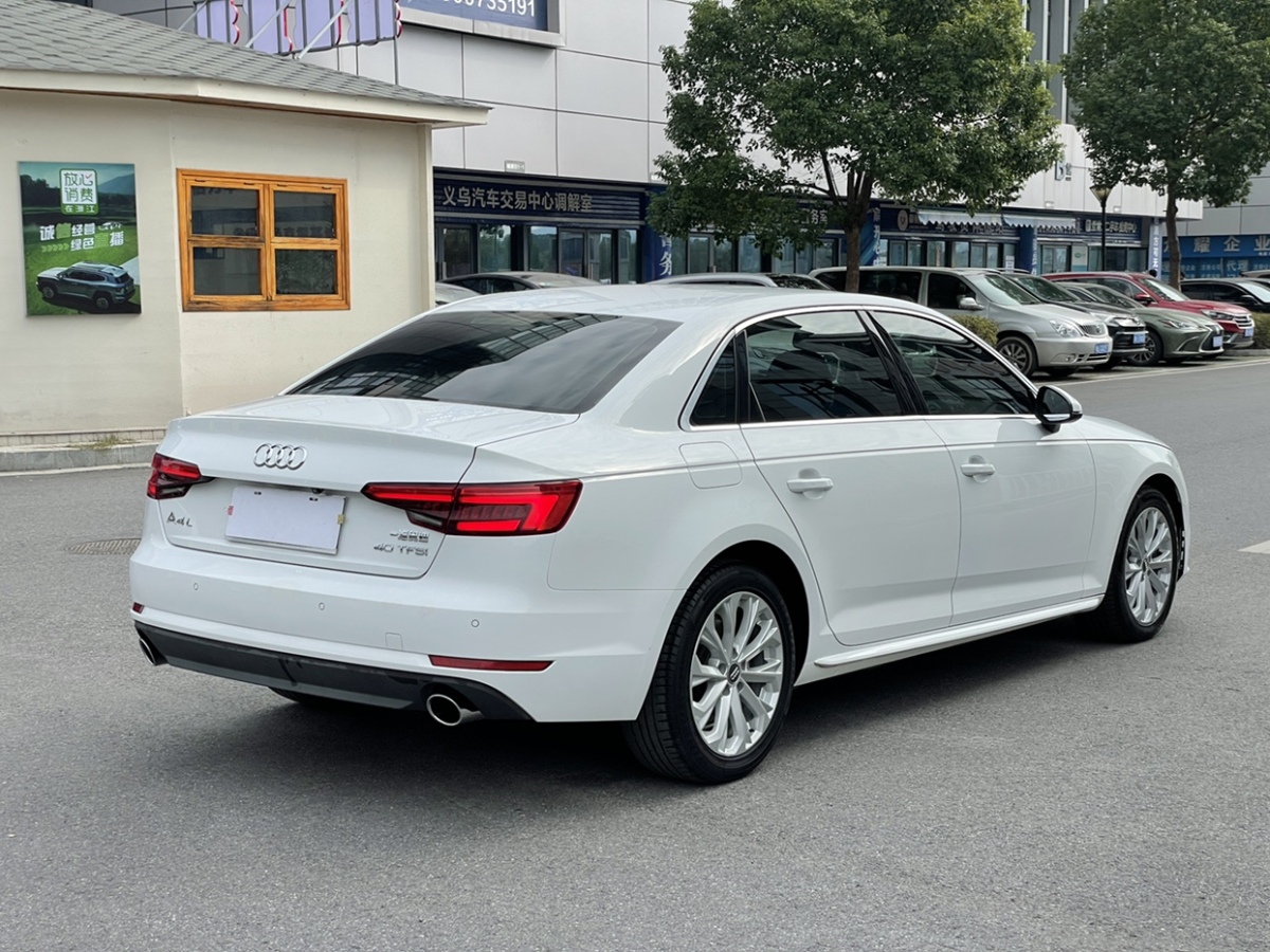 奧迪 奧迪A4L  2017款 40 TFSI 進取型圖片