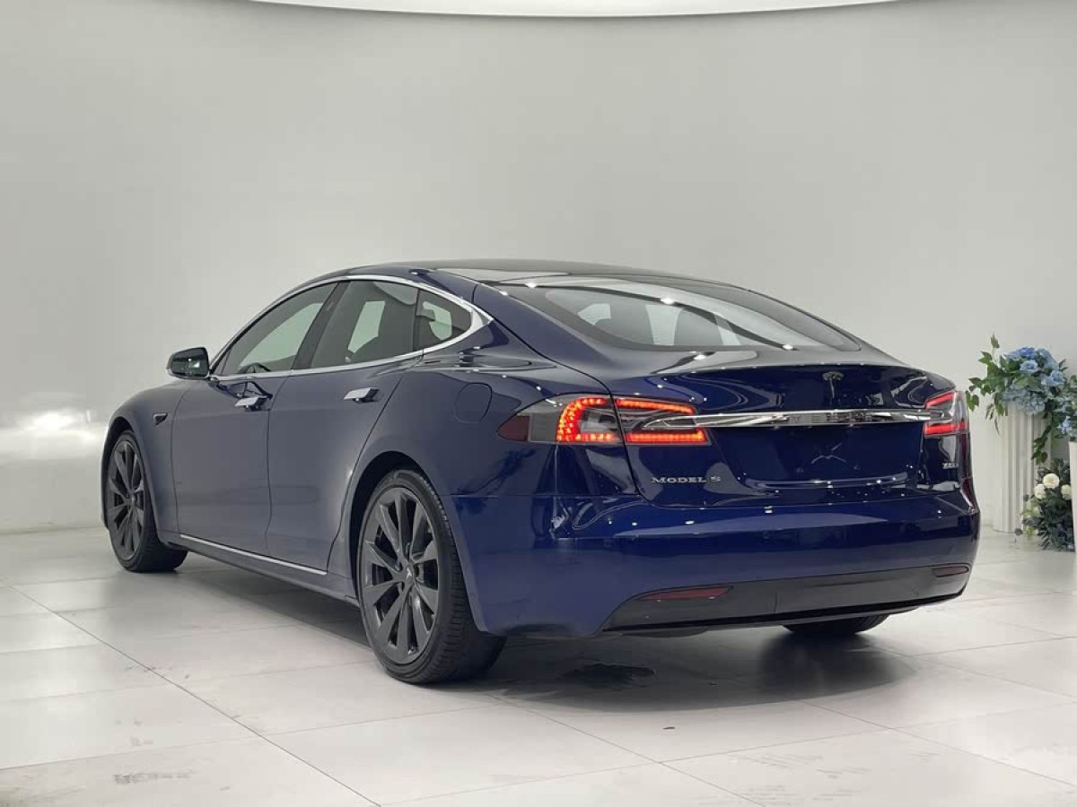 特斯拉 Model S  2017款 Model S 100D 長續(xù)航版圖片