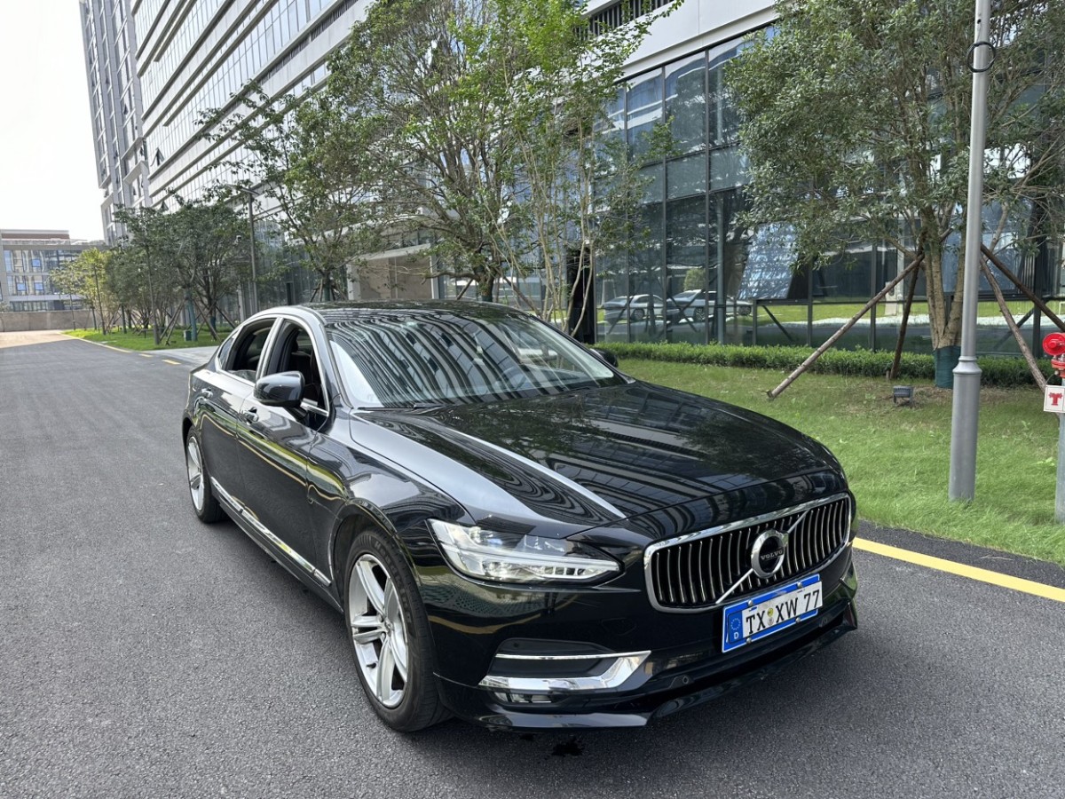 沃尔沃 S90  2019款 T5 智逸版图片