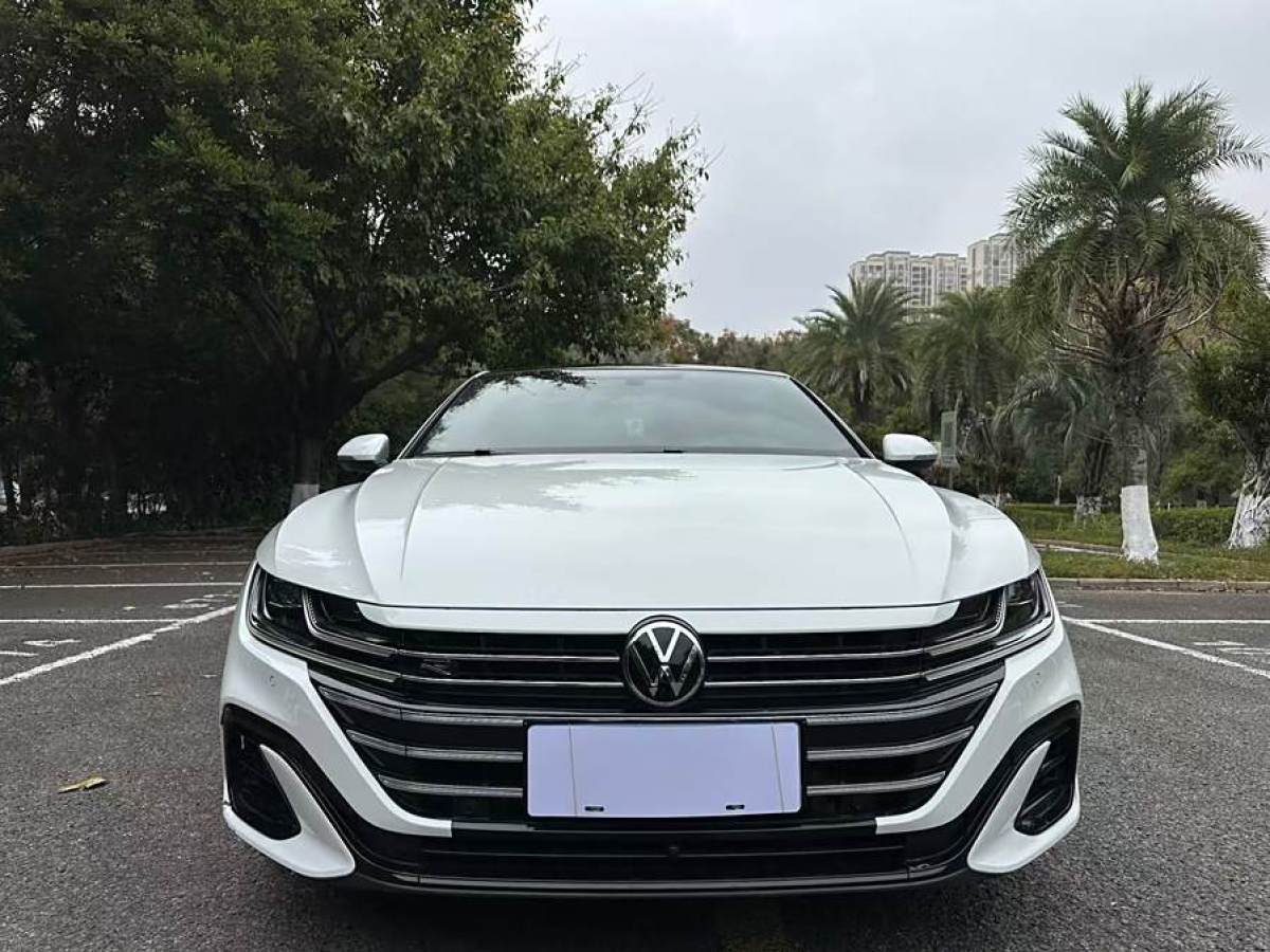 大眾 一汽-大眾CC  2023款 改款 330TSI 炫目版圖片