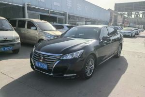 皇冠 豐田 2.0T 運動版
