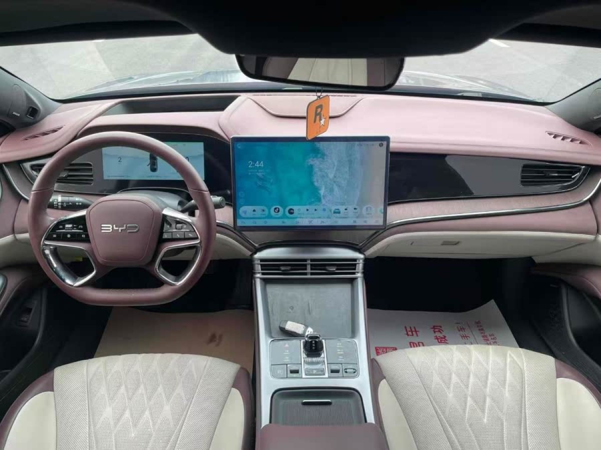 比亞迪 海豹  2023款 DM-i 1.5T 121km 旗艦型圖片
