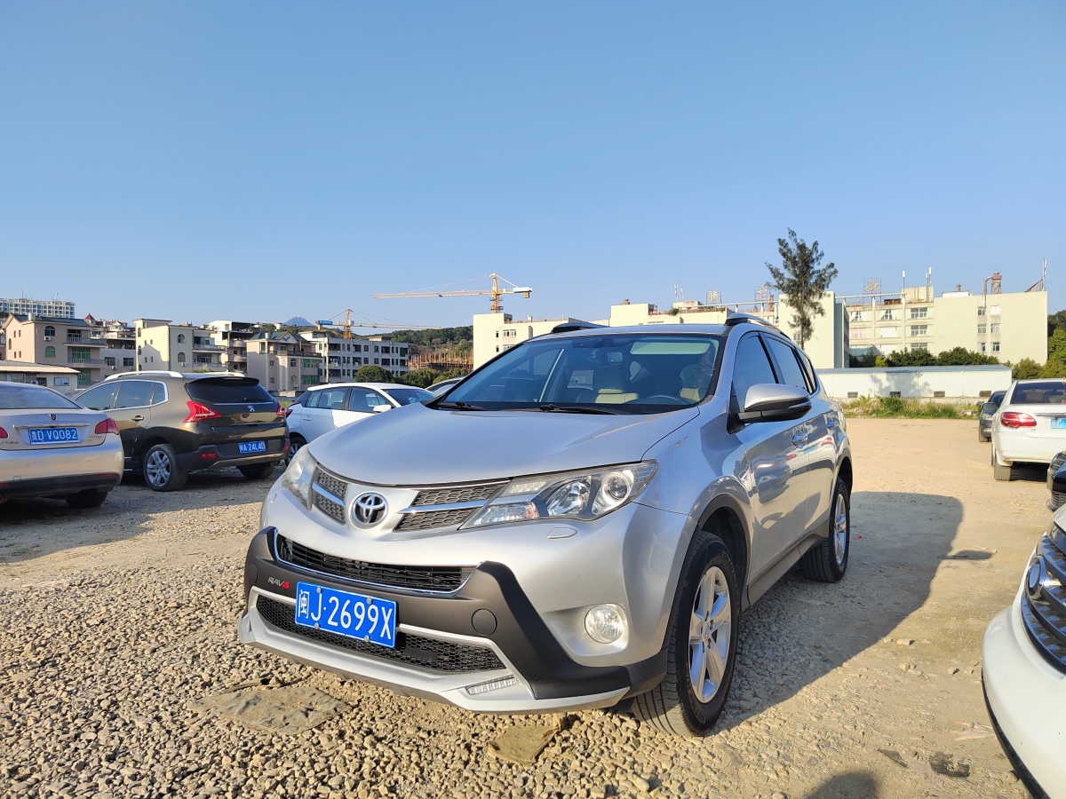 2013年11月豐田 RAV4  2016款 榮放 2.5L精英版