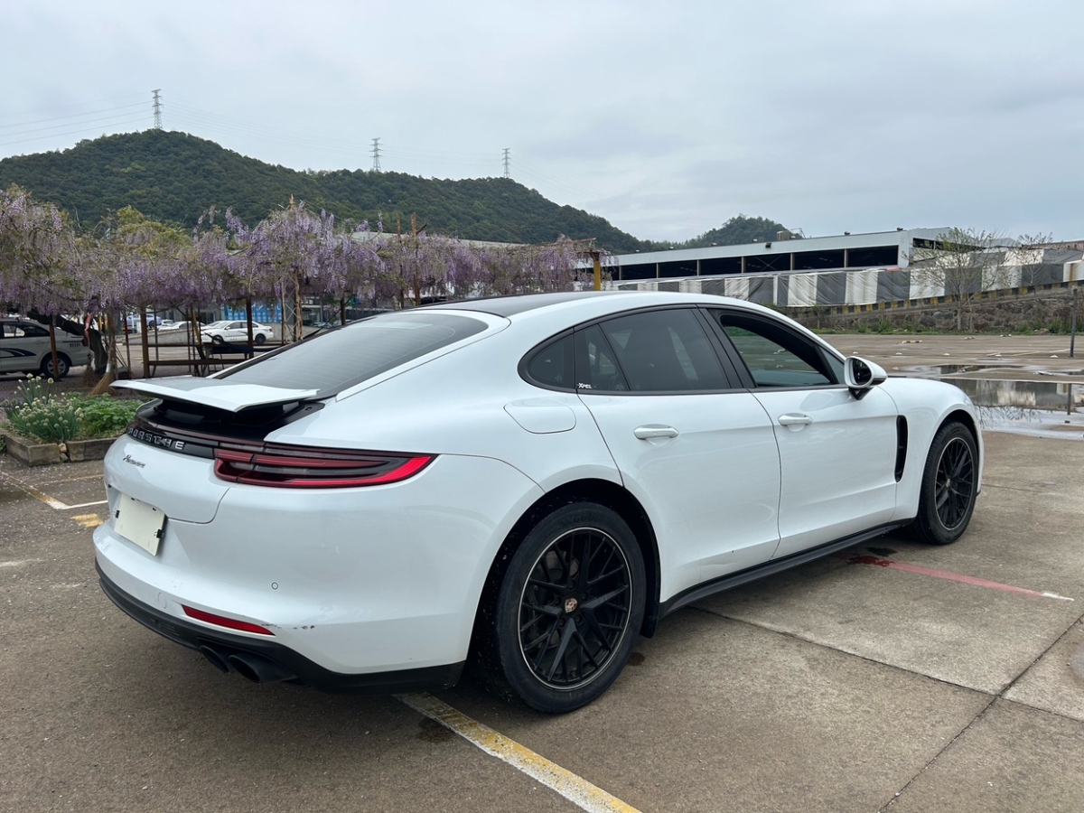 2018年10月保时捷 Panamera  2017款 Panamera 3.0T