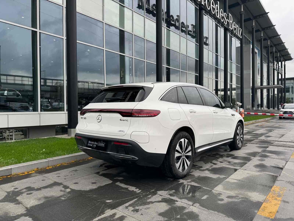 2020年10月奔馳 奔馳EQC  2020款 EQC 350 4MATIC