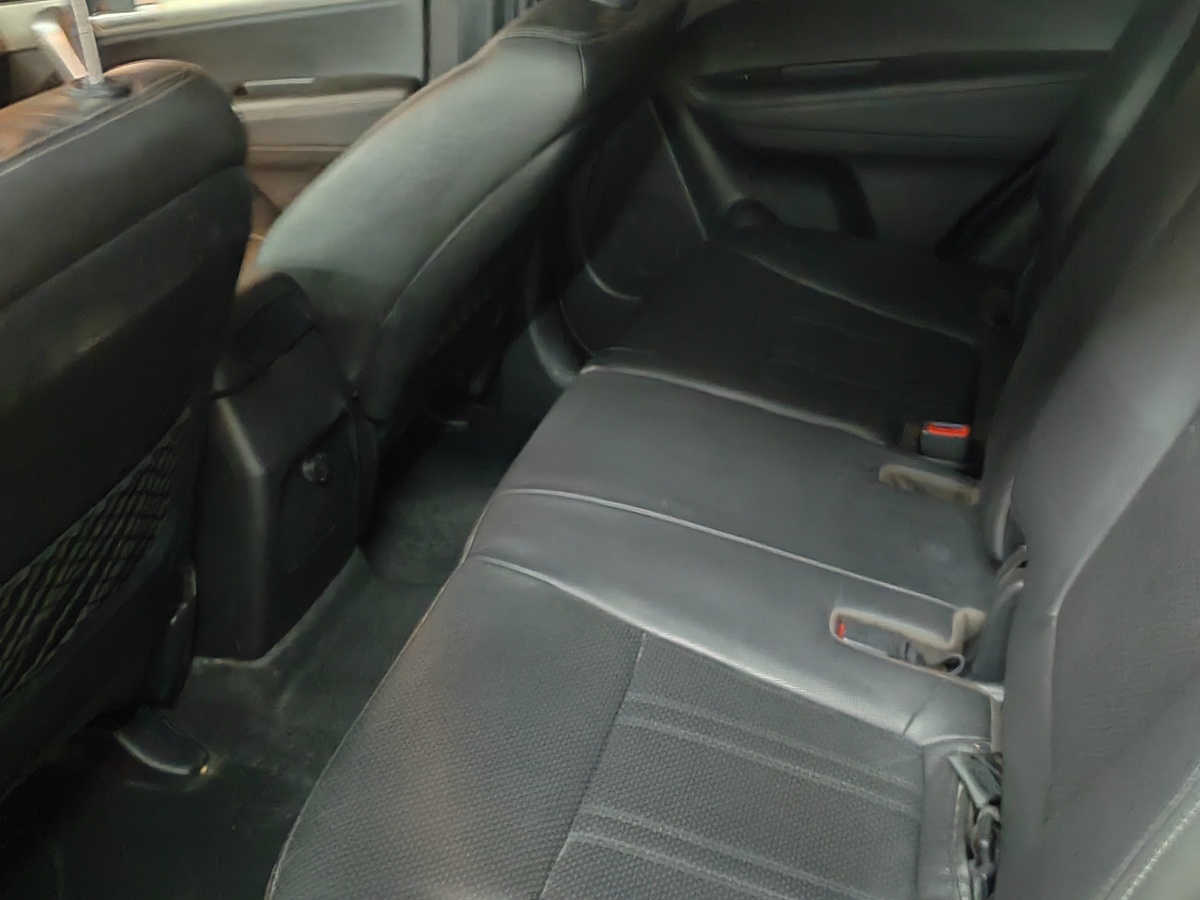 2012年5月起亚 索兰托  2012款 2.4L 汽油舒适版