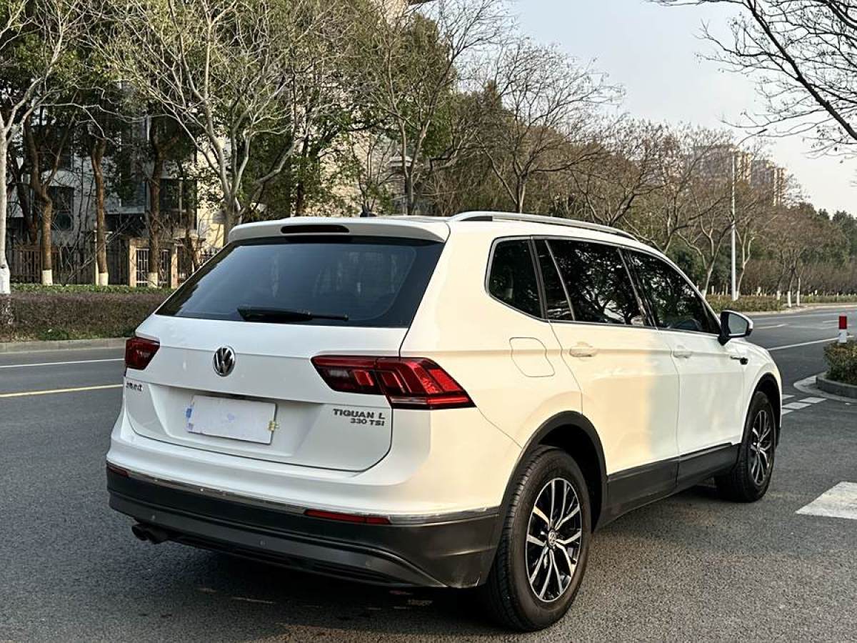 大眾 途觀L  2017款 330TSI 自動兩驅(qū)舒適版圖片