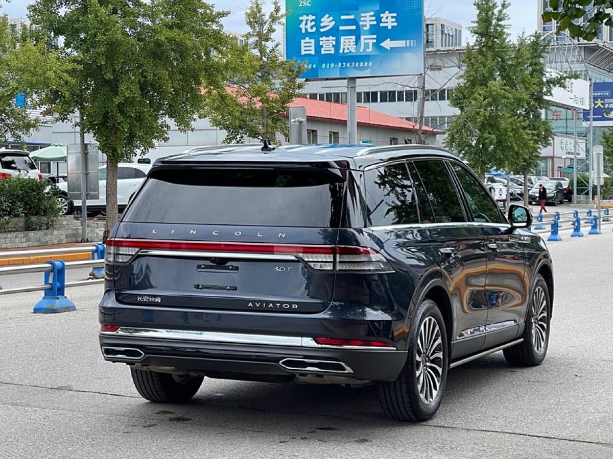 林肯 飛行家  2022款 3.0T V6 四驅(qū)尊雅版圖片