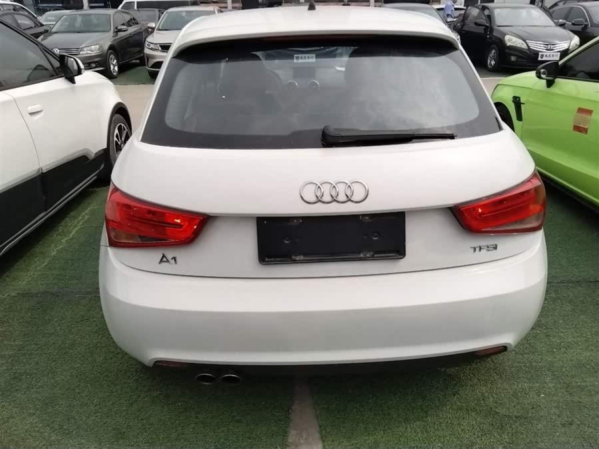 奧迪 奧迪A1  2013款 30 TFSI Sportback Urban圖片