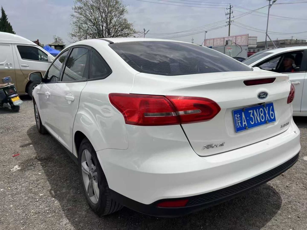 福特 ?？怂? 2018款 2.0T ST 標(biāo)準(zhǔn)版圖片