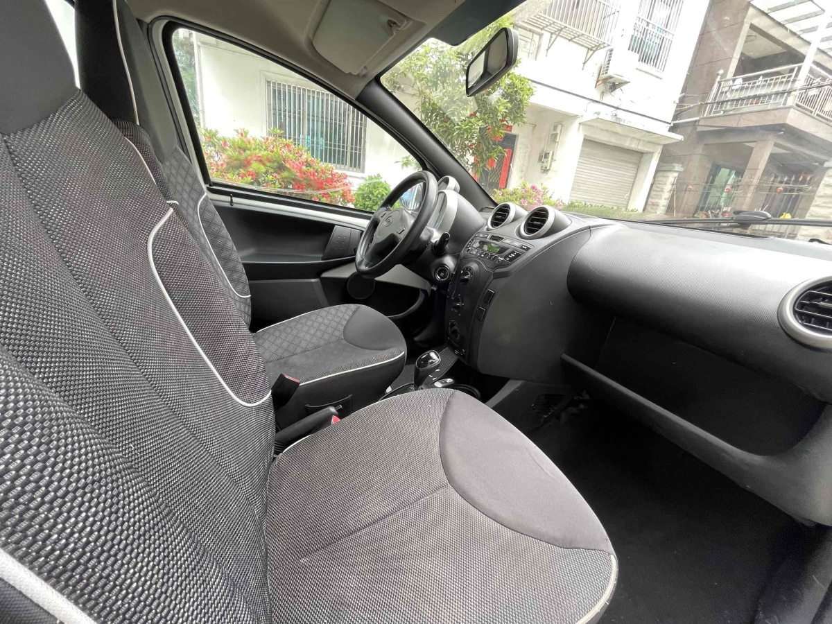 比亞迪 F0  2015款 1.0L AMT 鉉酷型圖片