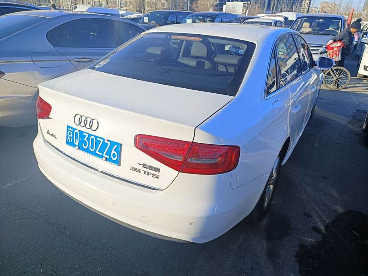 奧迪 奧迪A4L  2015款 35 TFSI 自動標準型圖片