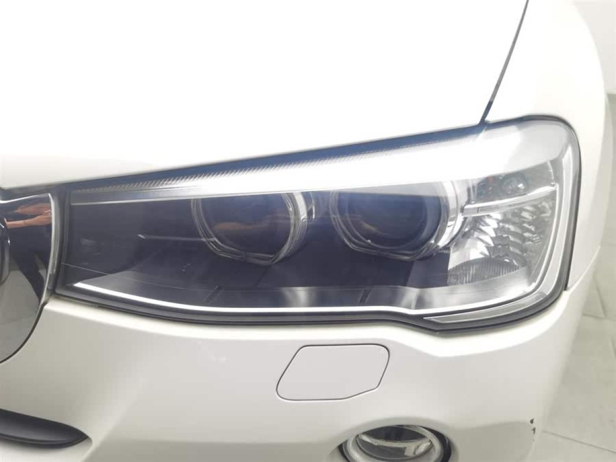 寶馬 寶馬X3  2014款 xDrive20i 領(lǐng)先型圖片