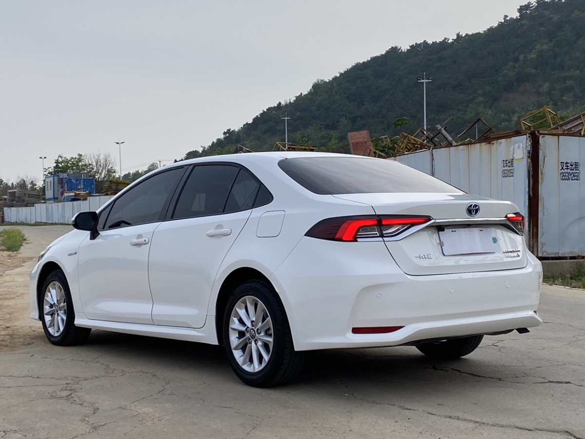 豐田 卡羅拉  2021款 雙擎 1.8L E-CVT精英版圖片