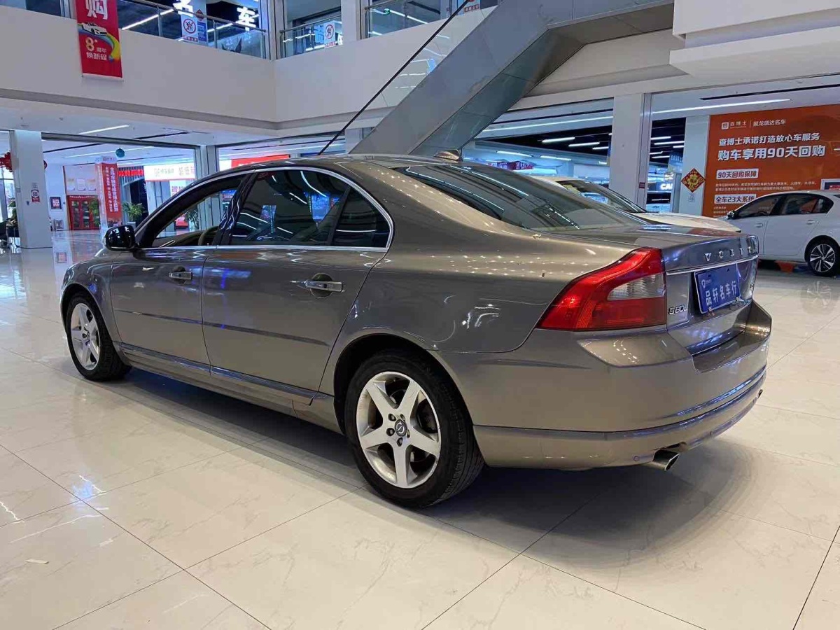 沃爾沃 S80  2010款 S80L 2.5T 智尊版圖片