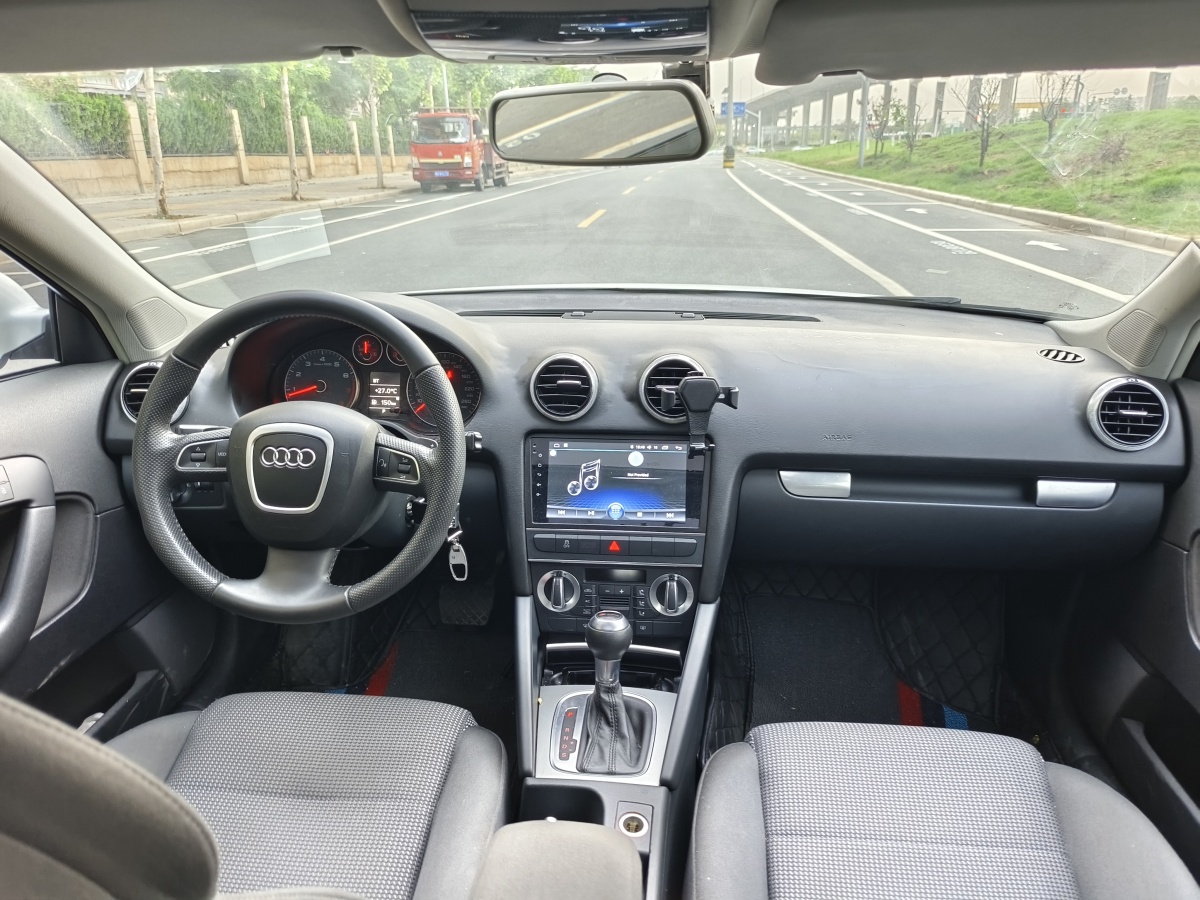 奧迪 奧迪A3  2013款 Sportback 30 TFSI 舒適型圖片