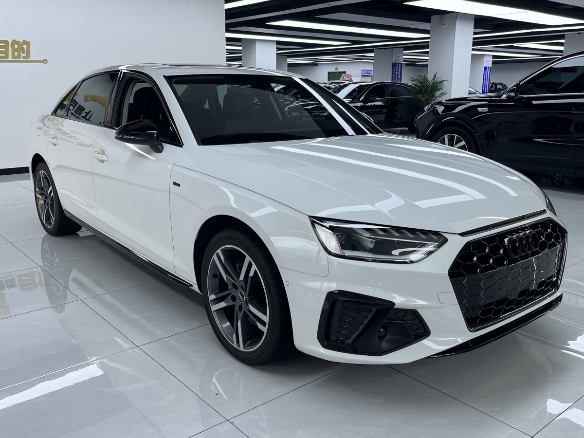 奧迪 奧迪A4L  2022款 40 TFSI 豪華動感型圖片