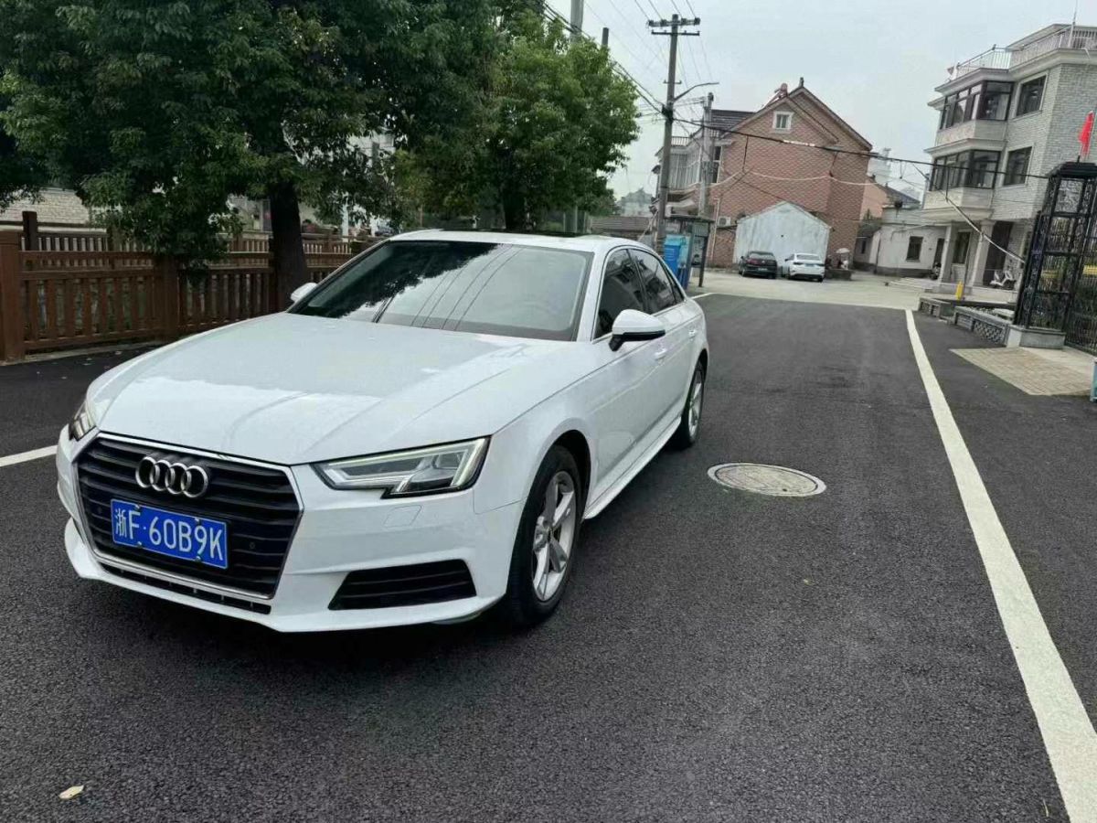 奧迪 奧迪A4L  2017款 A4L 40TFSI 時尚型圖片