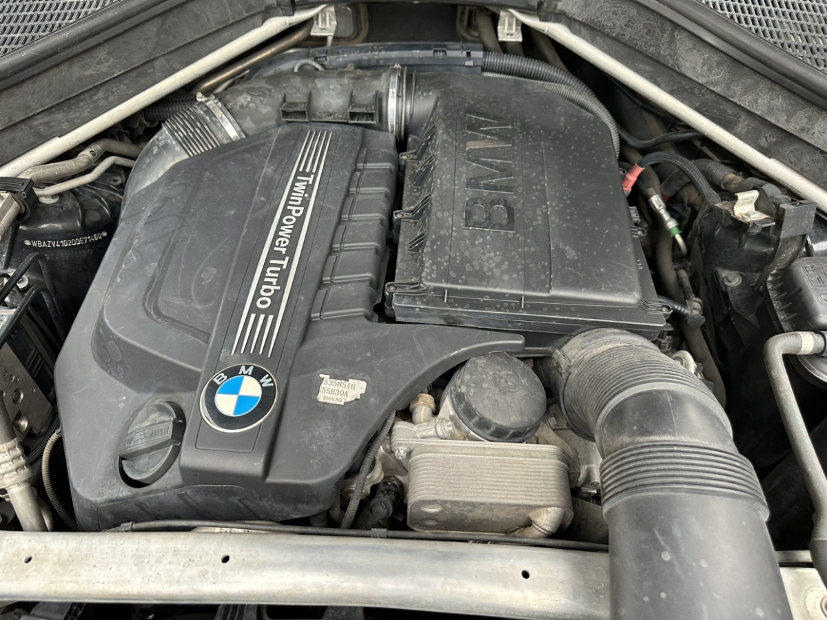 2013年9月宝马 宝马X5  2013款 xDrive35i 领先型