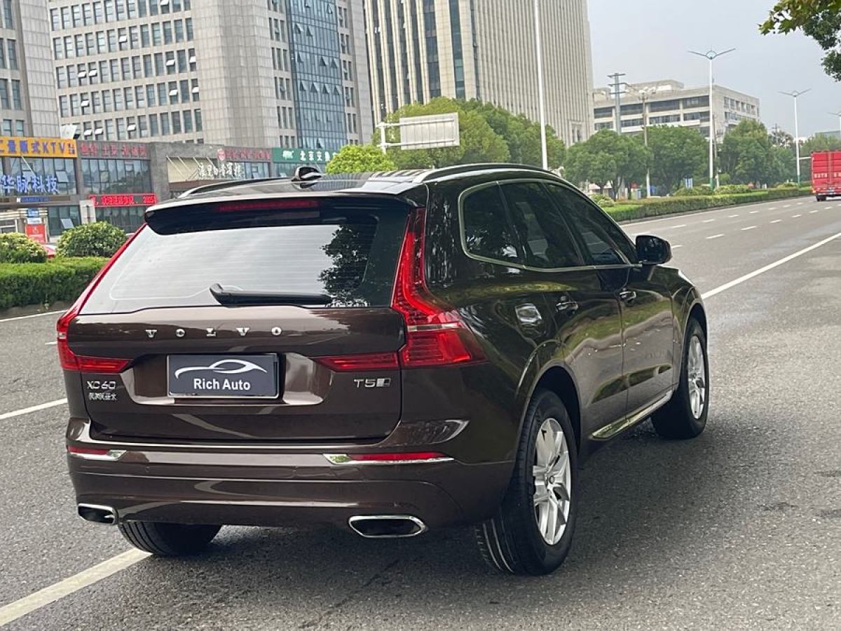 沃爾沃 XC60  2019款  T5 四驅(qū)智逸版 國VI圖片