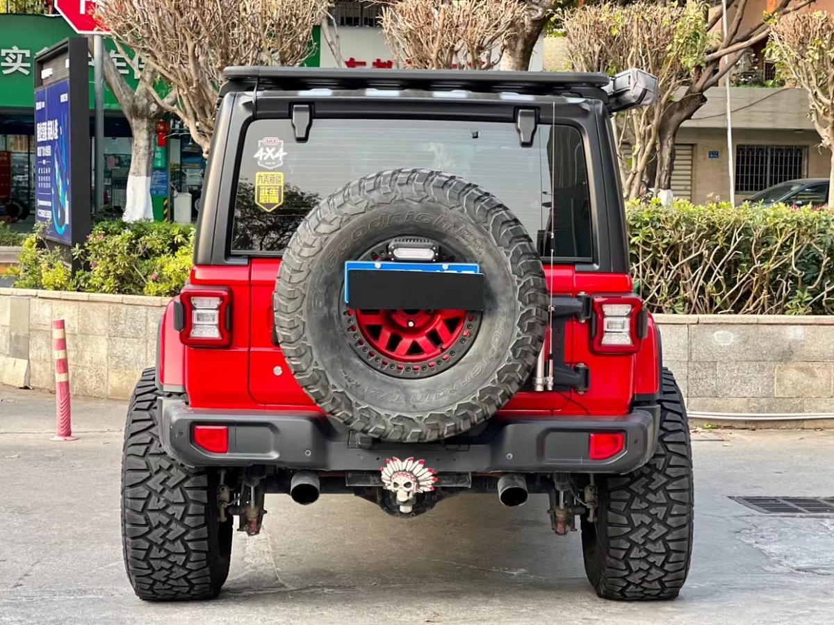 2019年01月Jeep 牧马人  2018款 2.0T Sahara 四门版