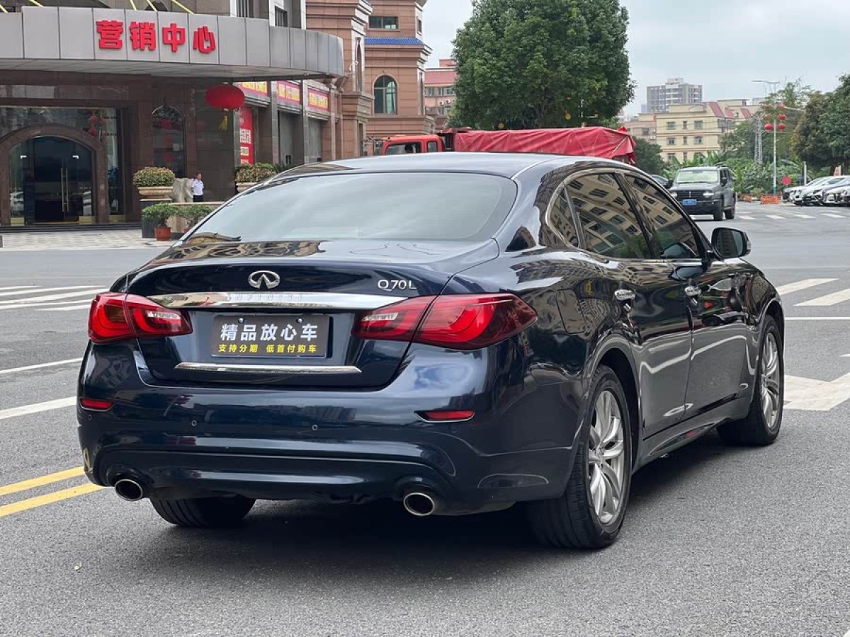 英菲尼迪 Q70  2019款 Q70L 2.0T 精英版圖片