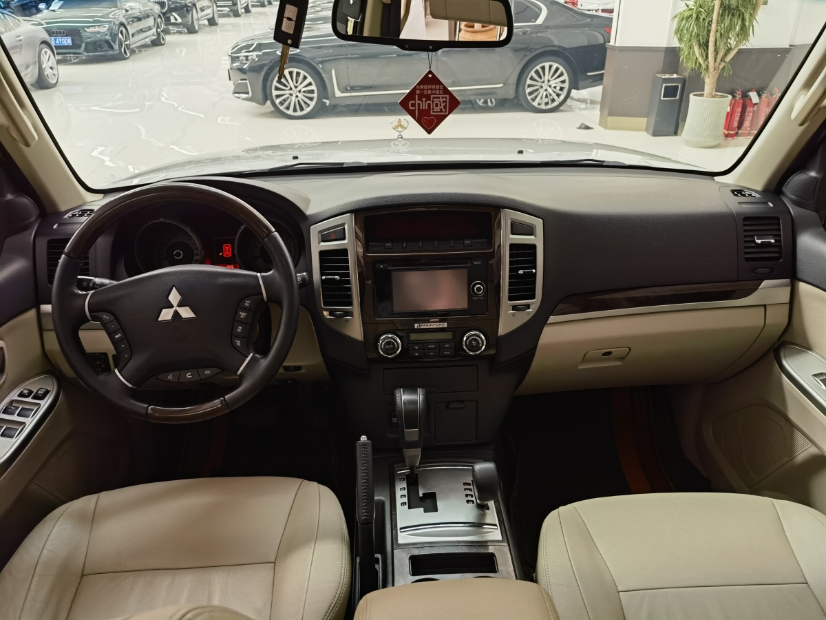 三菱 帕杰羅  2007款 3.8 五門GLS 旗艦天窗版圖片