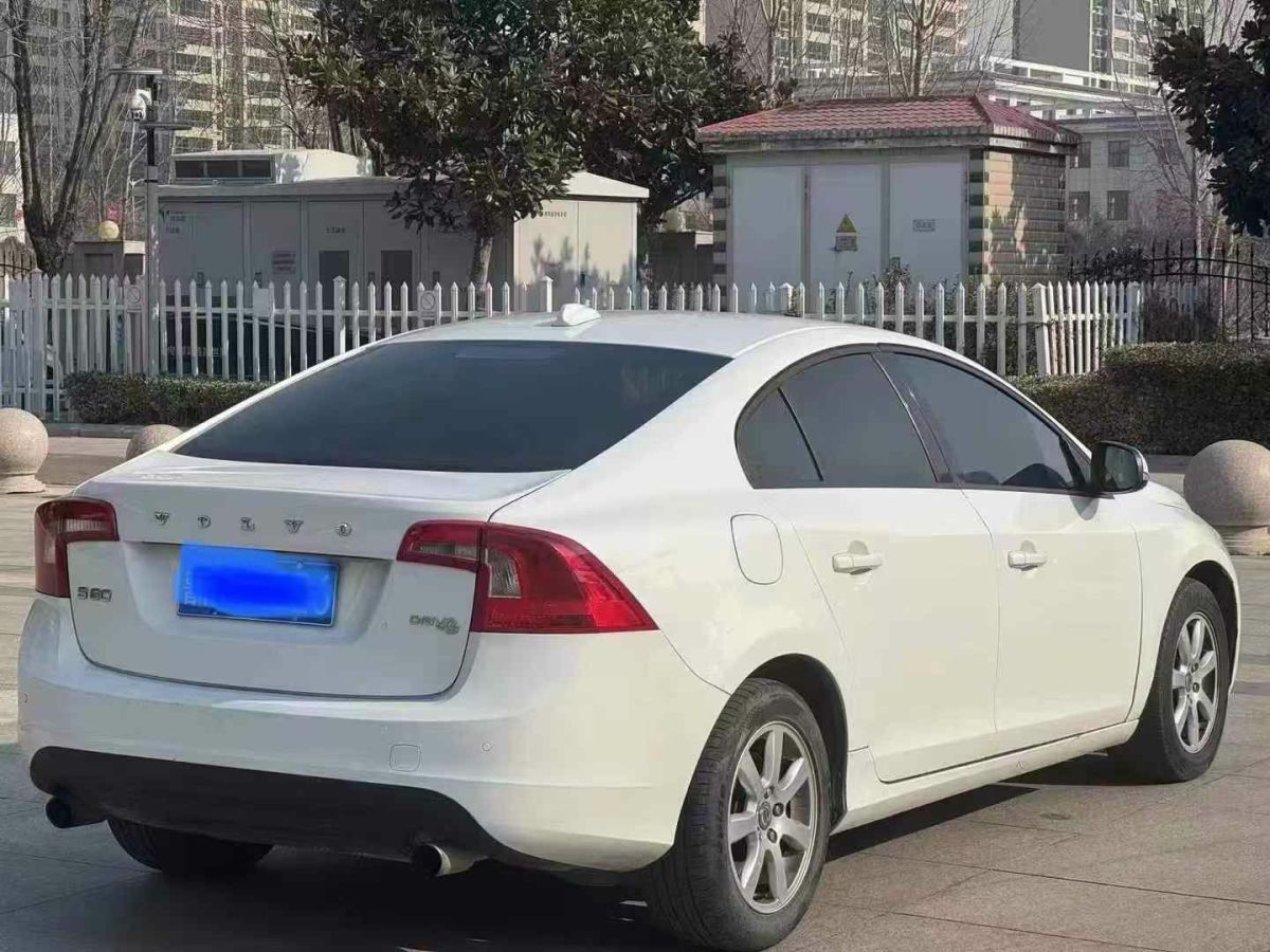 沃爾沃 S60  2011款 2.0T 智雅版圖片