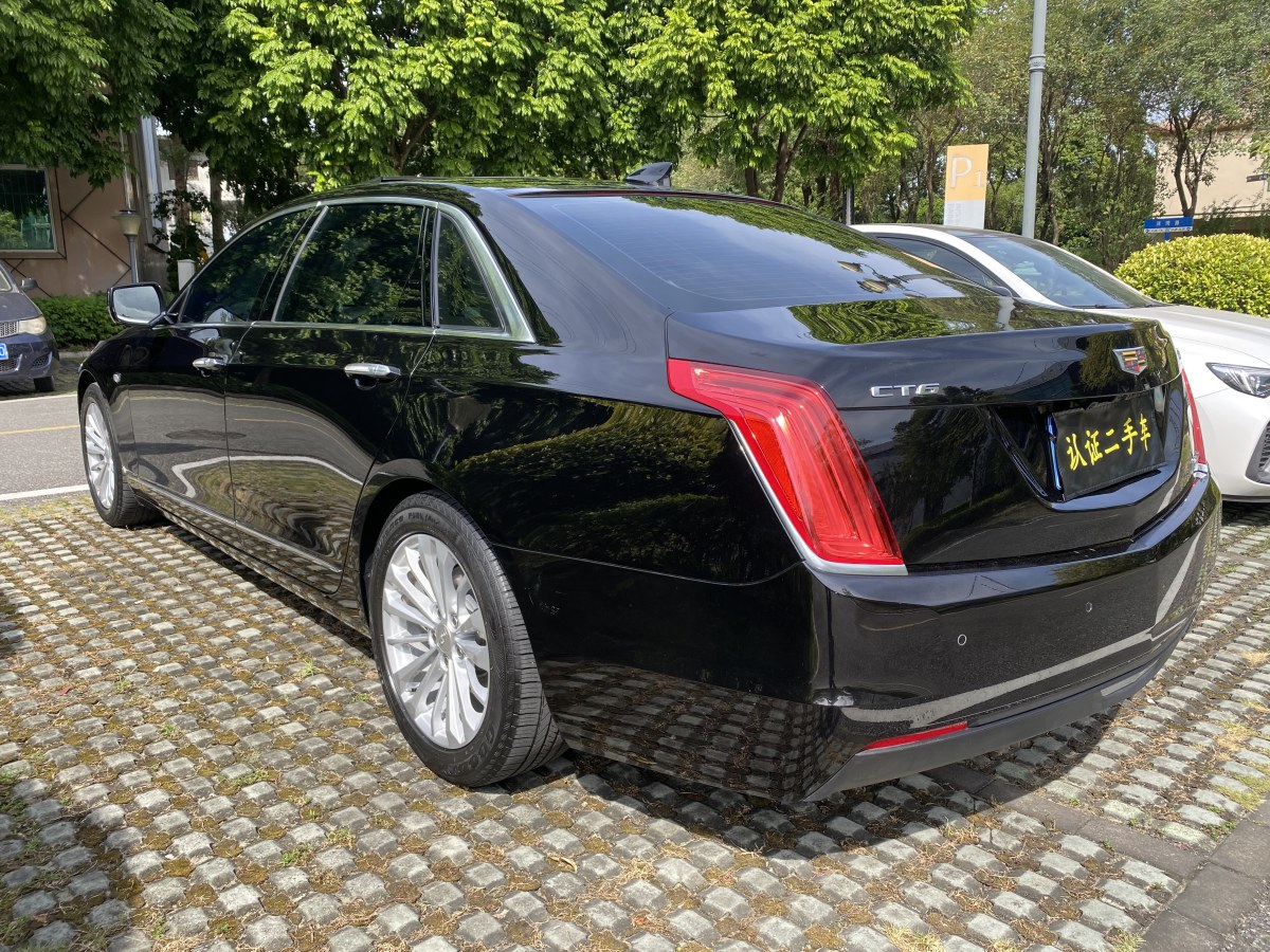 凱迪拉克 CT6  2017款 28T 豪華型圖片