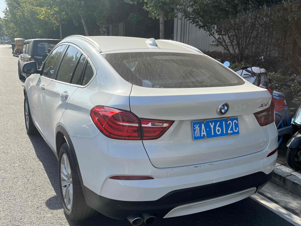 寶馬 寶馬X4  2014款 xDrive28i 領(lǐng)先型圖片