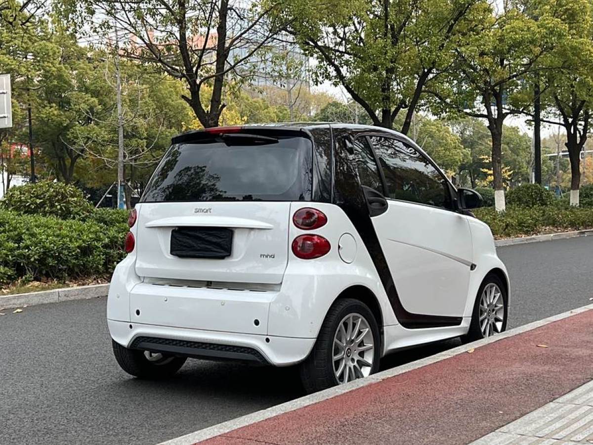 smart fortwo  2015款 1.0 MHD  舒適暢游版圖片