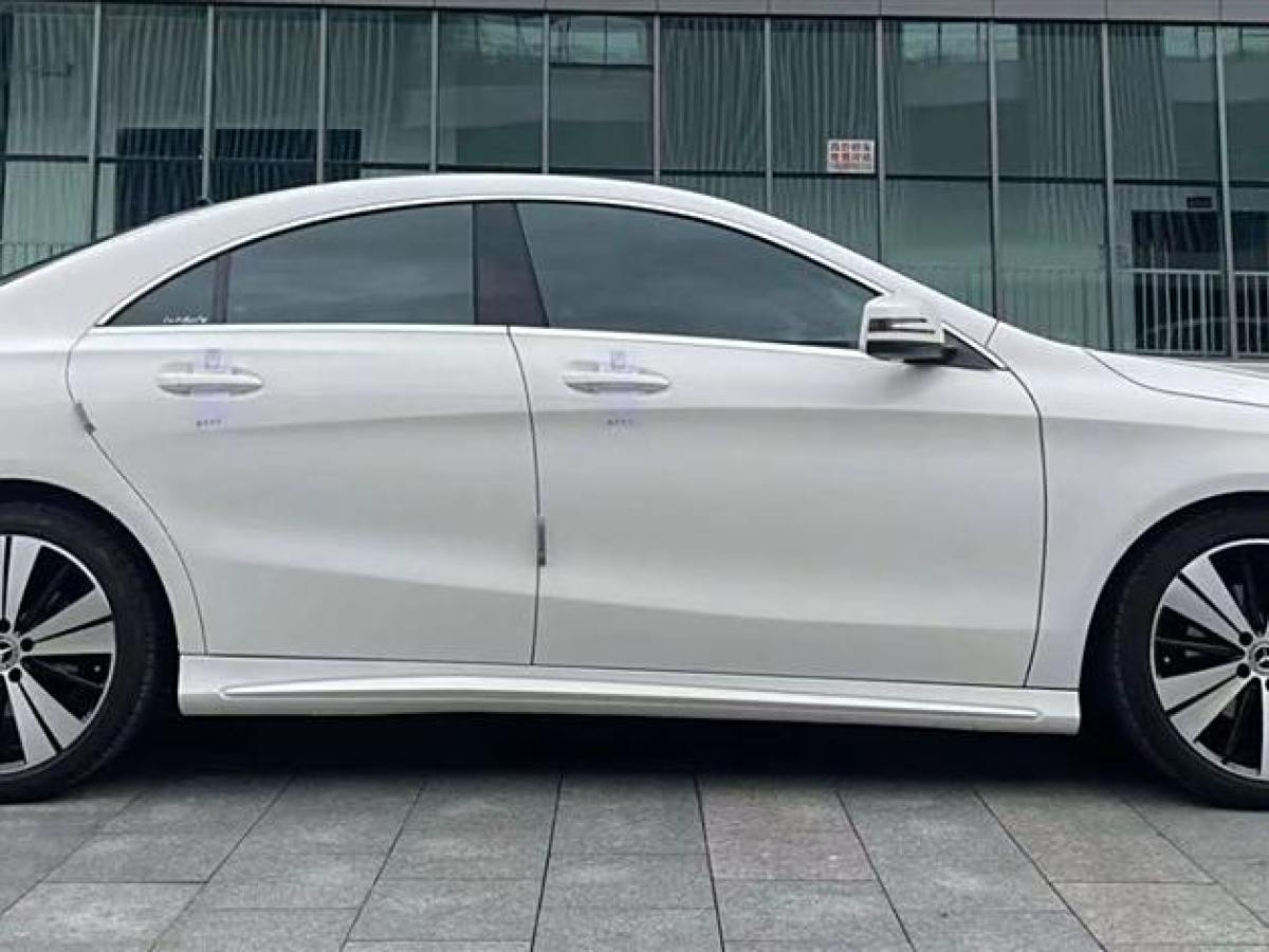 奔馳 奔馳CLA級  2018款 CLA 200 動感型圖片