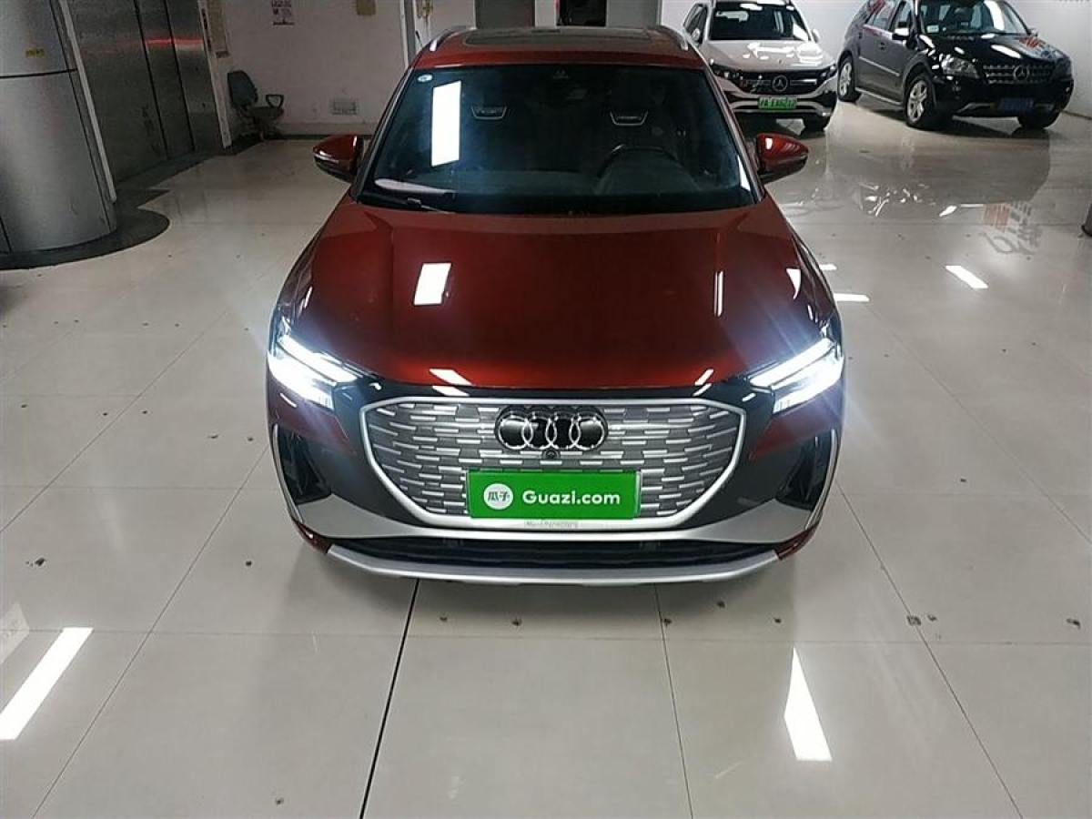 2022年10月奧迪 奧迪Q4 e-tron  2022款 50 e-tron quattro 創(chuàng)境版