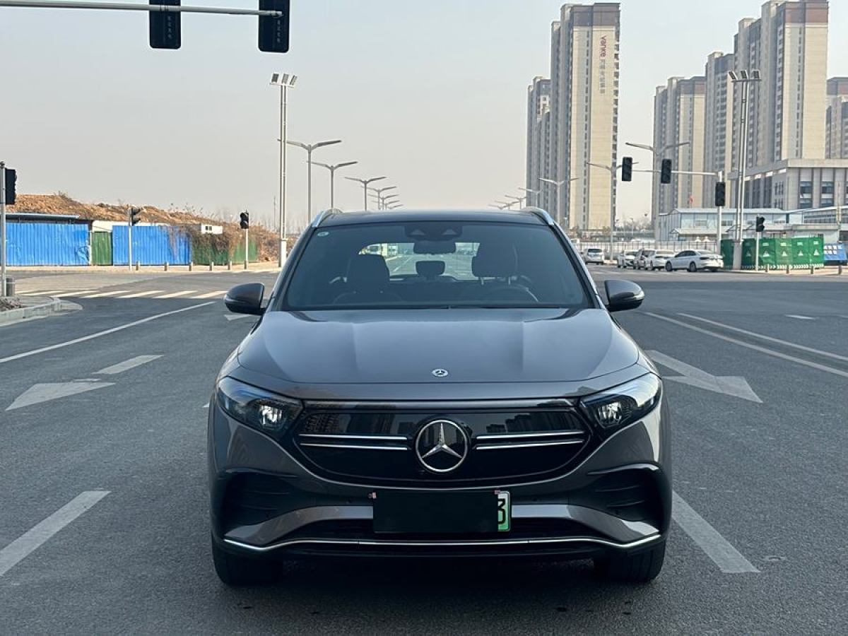 奔馳 奔馳EQA  2022款 EQA 300 4MATIC 首發(fā)特別版圖片