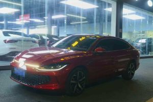 凌渡 大眾 凌渡L 200TSI DSG潮辣版