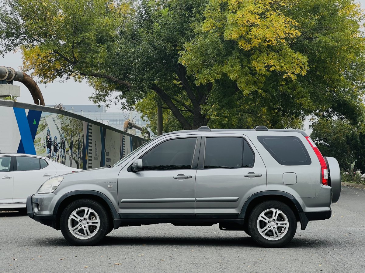 2005年6月本田 CR-V  2005款 2.4L 自動