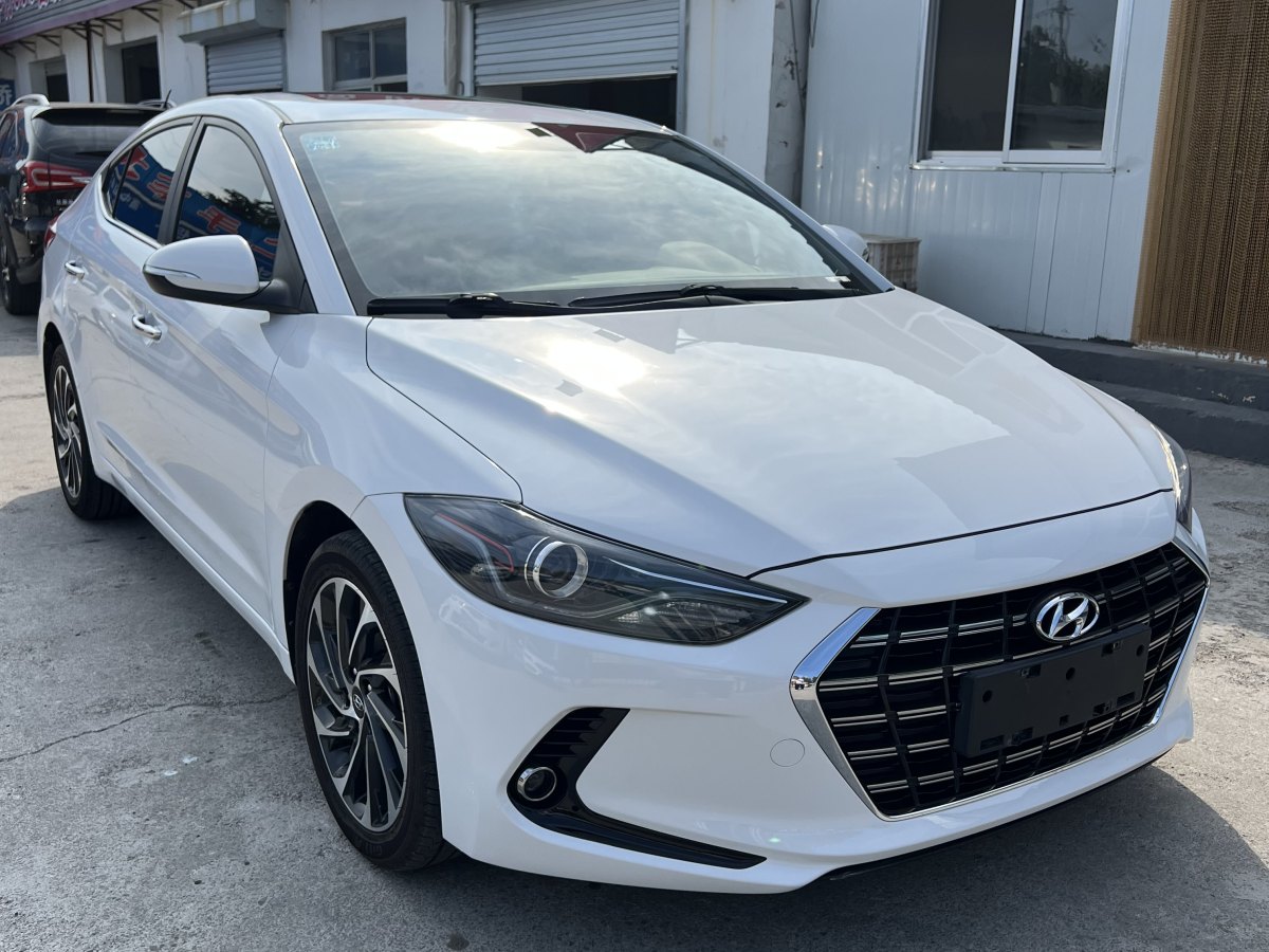 現(xiàn)代 領(lǐng)動  2019款 1.5L CVT智炫?精英型圖片