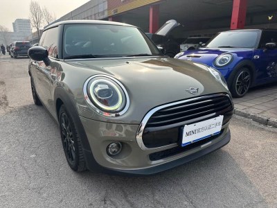 2019年12月 MINI COUNTRYMAN 1.5T COOPER 經(jīng)典派圖片