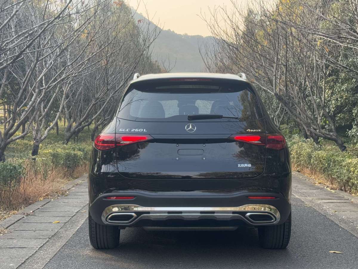 奔馳 奔馳GLC  2023款 GLC 260 L 4MATIC 動(dòng)感型 5座圖片