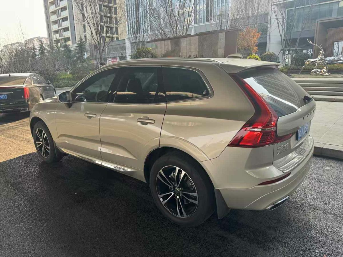 沃爾沃 XC60  2019款 T4 智逸版圖片